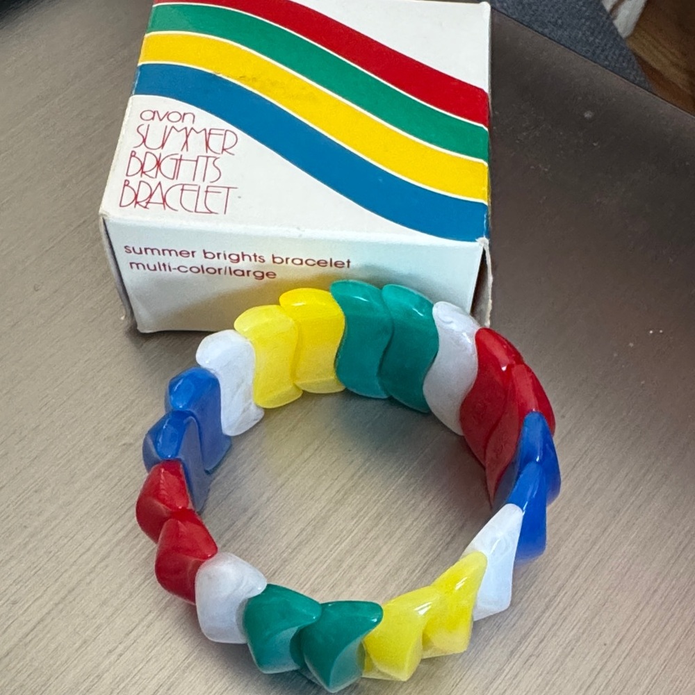 Avon Colorful Chunky Bracelet